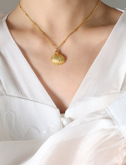 Eta Necklace