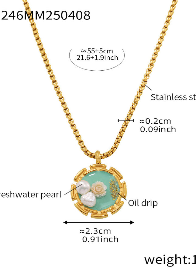 Muffin Necklace