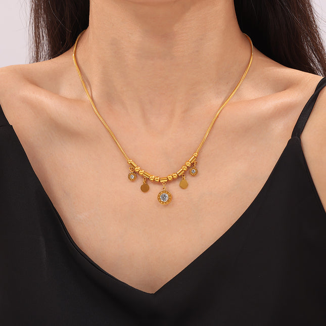 Korean minimalist style, sweet temperament, elegant personality, ornaments, medallion inlay, zircon, design pendant, titanium steel necklace