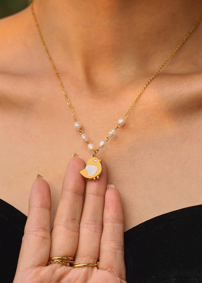 Mystery shell chick natural freshwater pearl necklace niche design sense choker women's stainless steel plated real gold jewelry