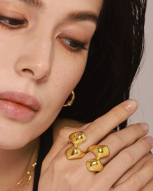 Peak Ring