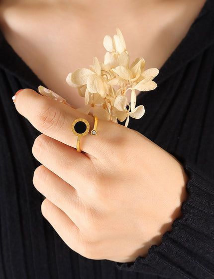 Novara Ring