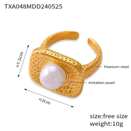 Twirl Ring