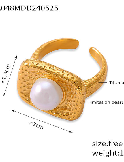 Twirl Ring