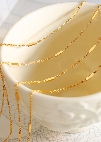 Exquisite and small Korean ins style simple splicing titanium steel gold-plated necklace trendy versatile niche design clavicle chain
