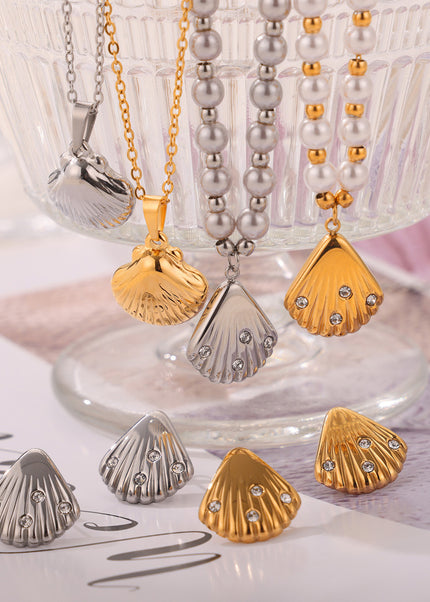 Cupcake Necklace