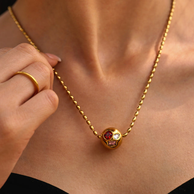 Closed Necklace