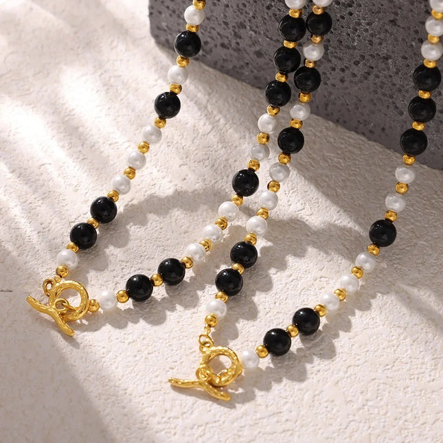Cross-border light luxury style: black agate, white shell, beaded necklace, clavicle chain, fashionable and versatile temperament, titanium steel OT buckle necklace
