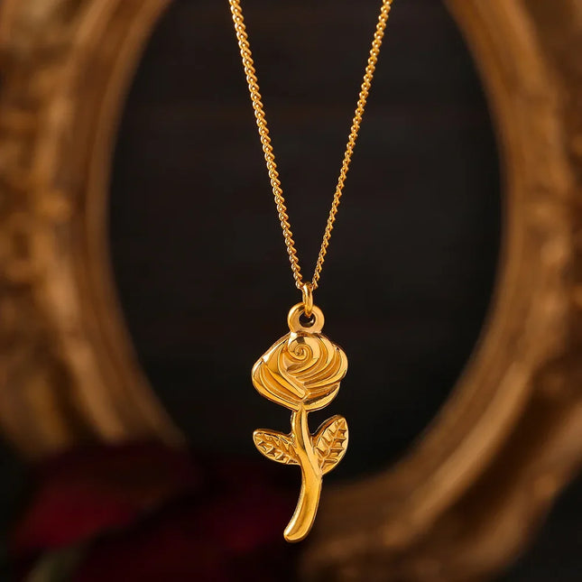 European and American personality fashion, simple niche sweet jewelry, geometric three-dimensional rose pendant, titanium steel gold-plated necklace