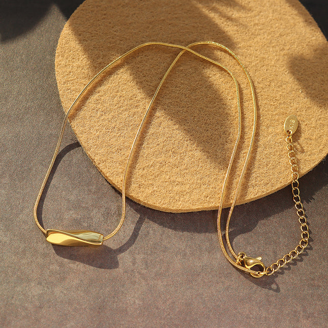 Dewden Necklace