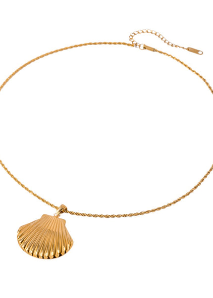 Clam Necklace