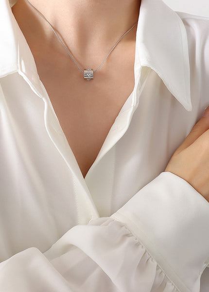 Vina Necklace