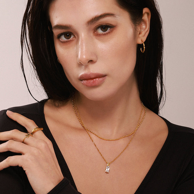 Violet Necklace