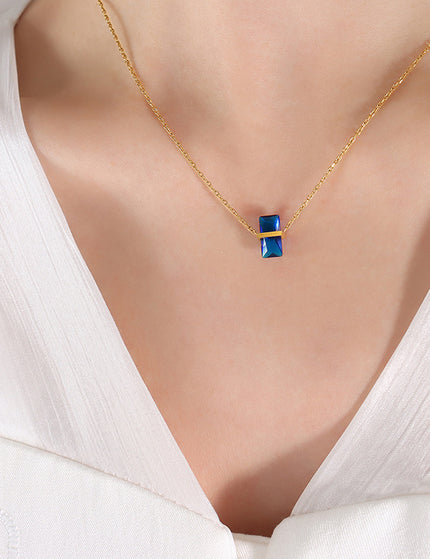 Muffin Necklace