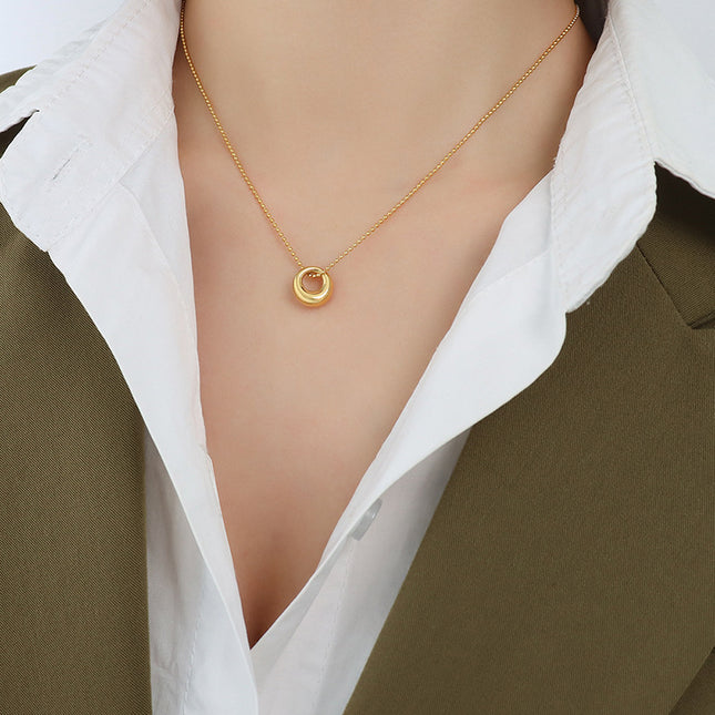 Crene Necklace