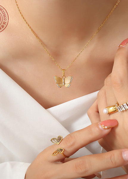 Inlaid with zircon, fashion commuter ins, butterfly pendant, Hong Kong style, trendy style, fairy temperament, personality, versatile necklace women