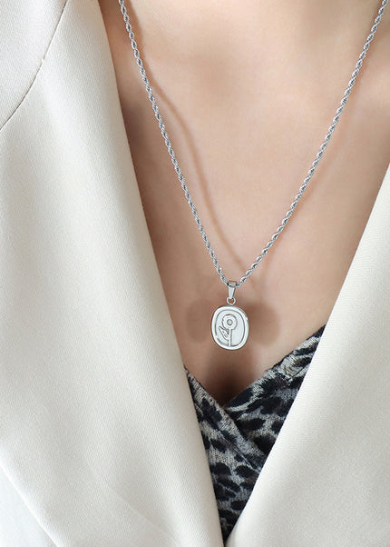 Lara Necklace