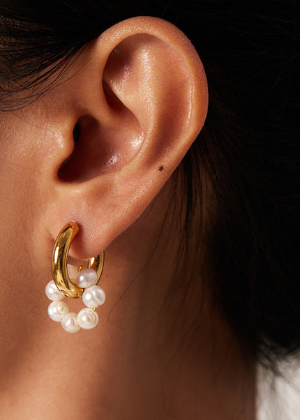 Pose Earrings