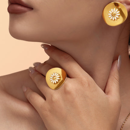 Tippy Ring