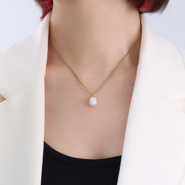 Raval Necklace