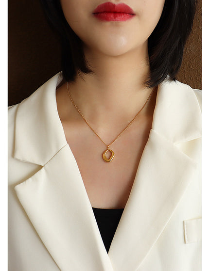 Rosa Necklace