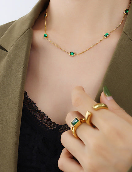 Amado Necklace