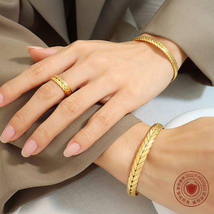 Alexa Ring