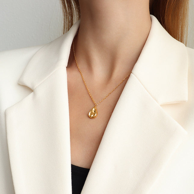 Mallow Necklace