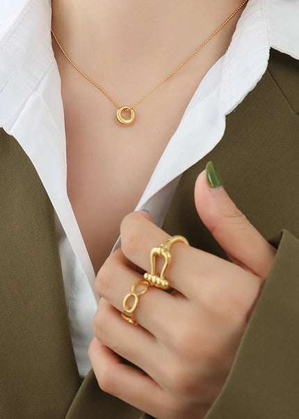 Crene Necklace