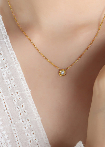 European and American trendy cool and versatile temperament, delicate meteorite shape inlaid zircon pendant necklace, niche design jewelry wholesale