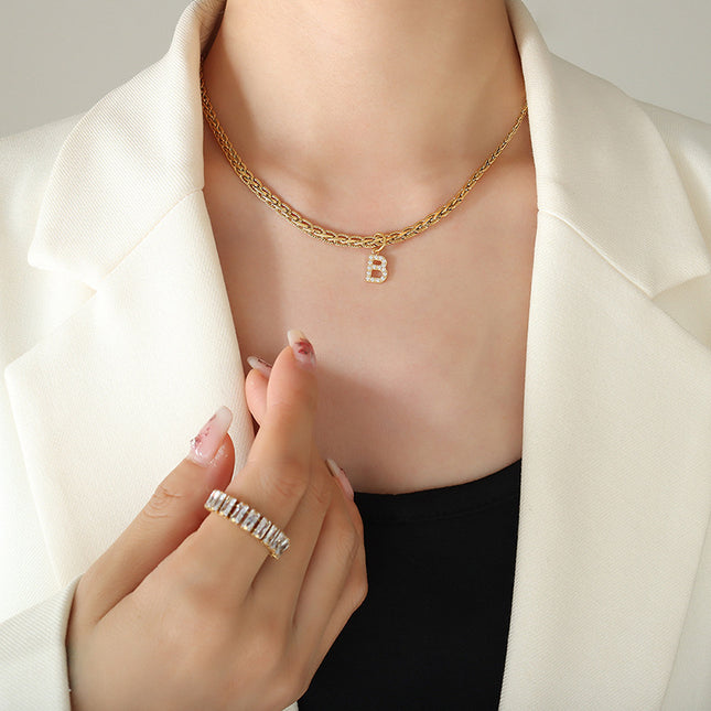 Evan Necklace