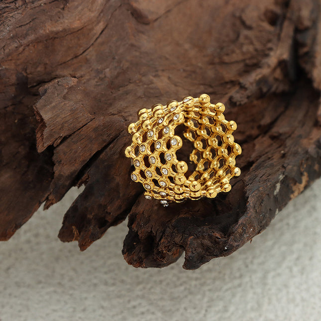 Rivoli Ring