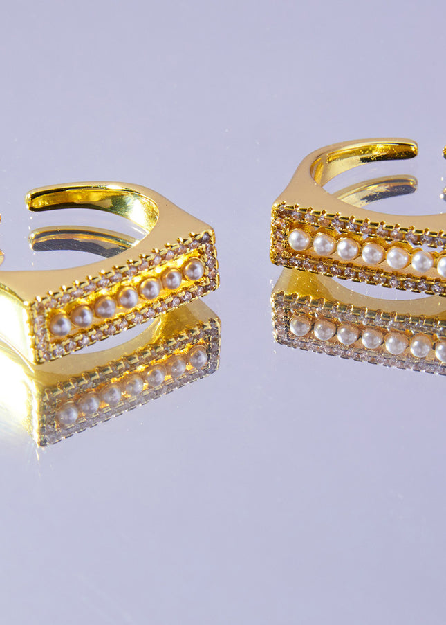 Fashionable commuter personality copper jewelry micro-inlaid zircon open ring simple and elegant shell bead accessories ring