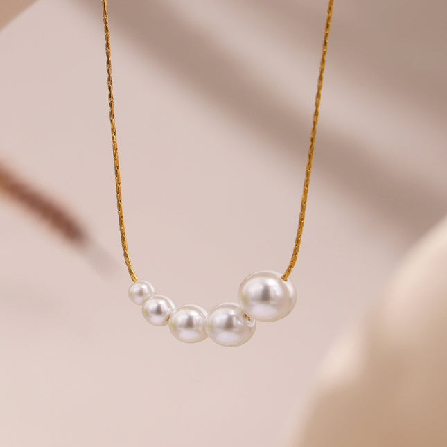 Mystery ins European and American fashion light luxury shell bead necklace women's non-fading niche versatile stainless steel clavicle chain spot