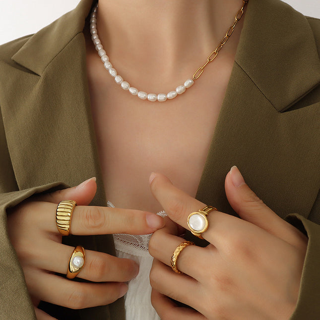French style fashion versatile necklace freshwater pearl stitching necklace women's titanium steel plated 18K real gold clavicle chain P582