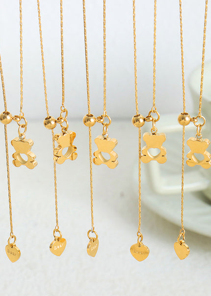 Stylish commuting personality, simple geometric cut-out, love bear design, pull-out clasp, adjustable titanium clavicle necklace