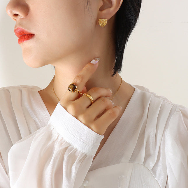 Rhea Necklace