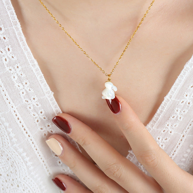 Internet celebrity with the same ins, trendy cute bunny pendant necklace, fashion temperament, niche design, versatile fairy jewelry