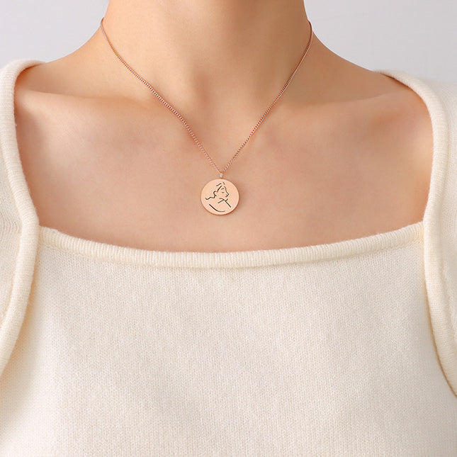 Mystery ins style autumn winter new necklace female niche design sense abstract portrait medallion pendant clavicle necklace