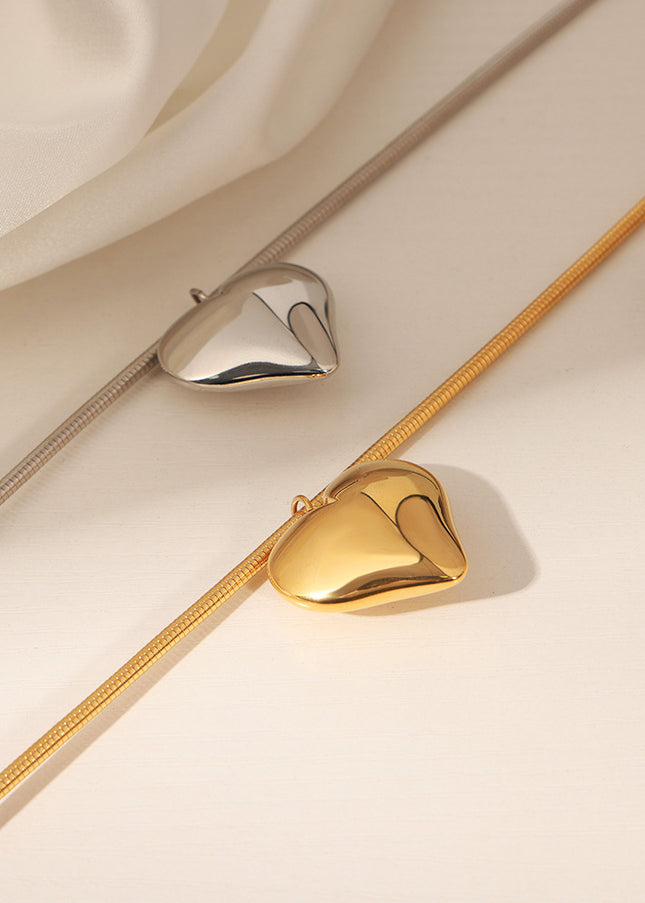 Femme Necklace