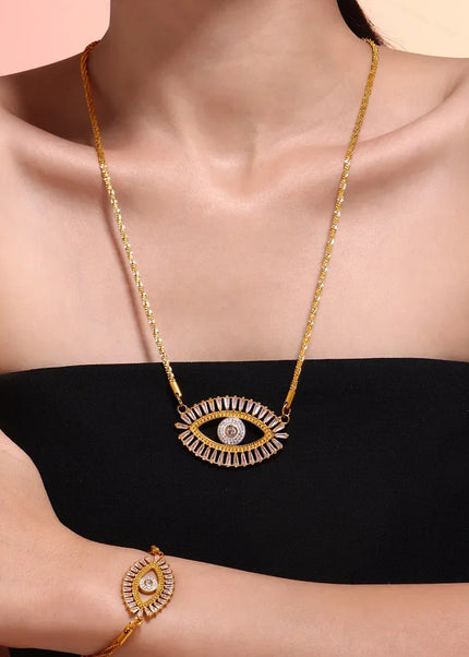 Lacy Necklace