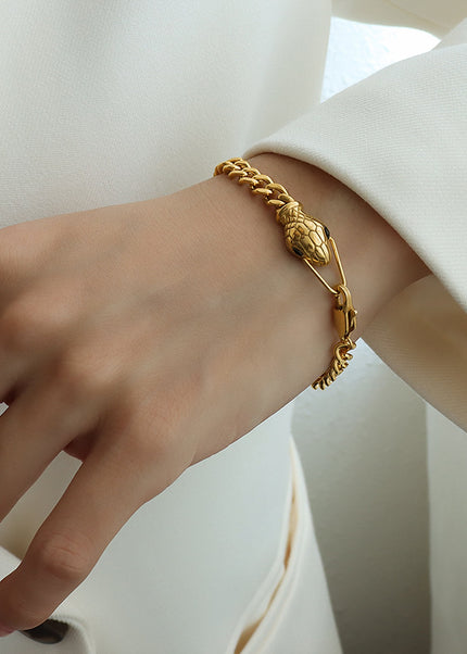 Divina Necklace