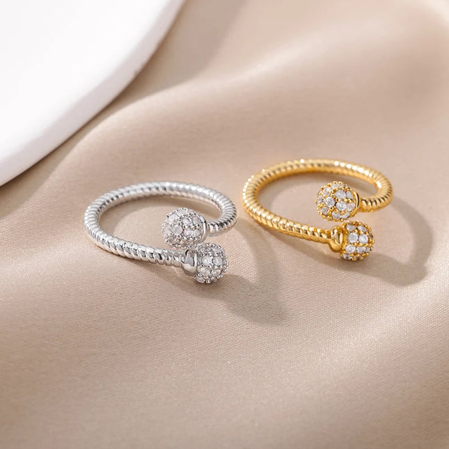 Mia Ring