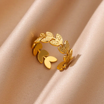 Benedetta Ring