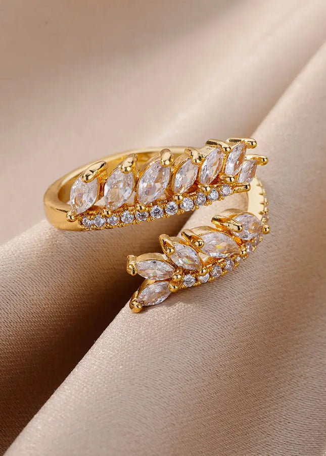 Issy Ring