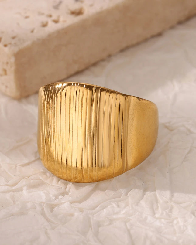 Pini Ring