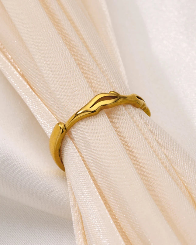 Henriette Ring