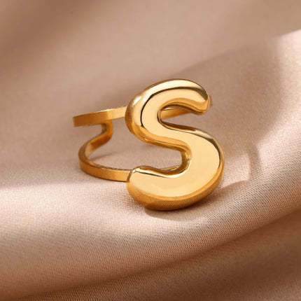 Steffi Ring