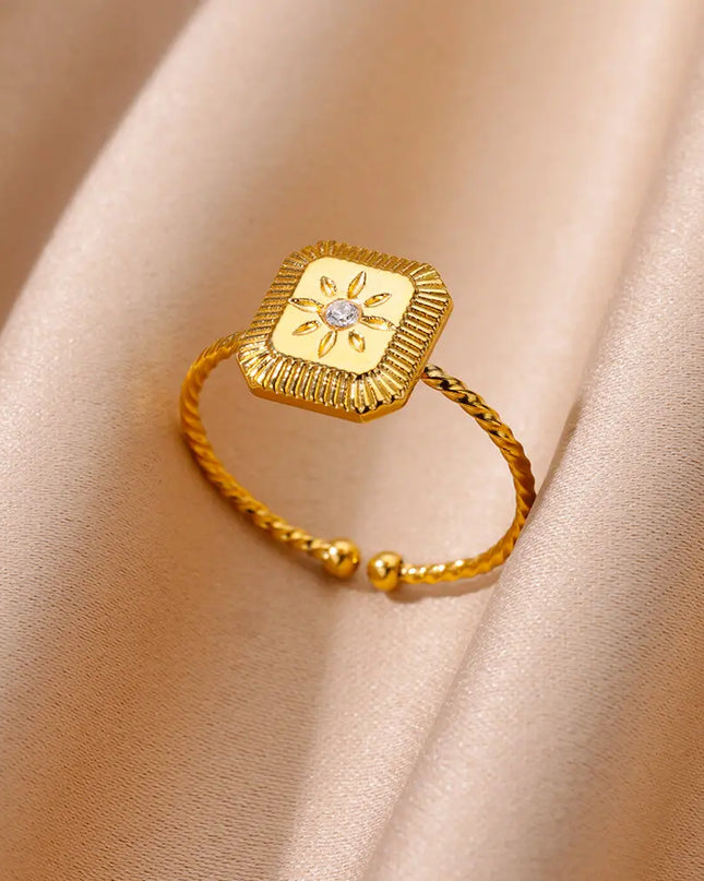 Donatella Ring