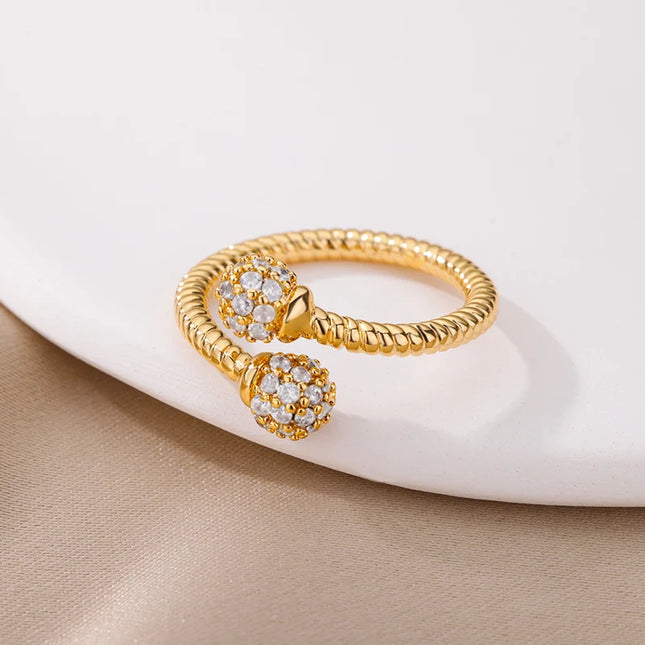 Mia Ring